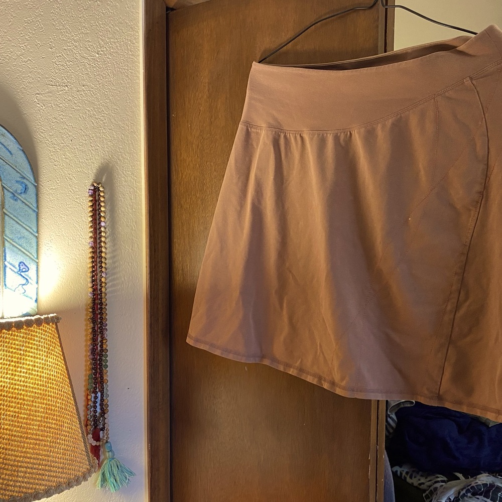 Mountain hardwear skirt